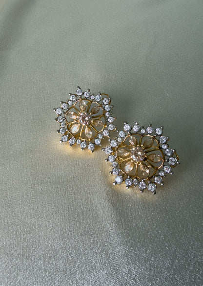 Inaara Studs